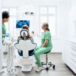 El cáncer también afecta la salud bucal: cómo prevenir las complicaciones durante un tratamiento El cáncer también afecta la salud bucal: cómo prevenir las complicaciones durante un tratamiento