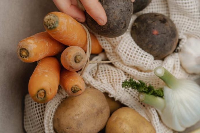 Estás botando plata nutricionista revela qué partes de los alimentos nunca deberías tirar Estás botando plata: nutricionista revela qué partes de los alimentos nunca deberías tirar