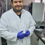 Investigadores chilenos desarrollan crema con ingrediente natural derivado de una bacteria antártica que podría reemplazar químicos en cosmética Investigadores chilenos desarrollan crema con ingrediente natural derivado de una bacteria antártica que podría reemplazar químicos en cosmética