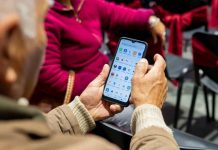 La inclusión digital también protege el cerebro: cómo la tecnología impulsa un envejecimiento activo La inclusión digital también protege el cerebro cómo la tecnología impulsa un envejecimiento activo