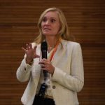 Laura Murray, experta en salud mental “la educación puede ser el primer puente para acompañar a tiempo”