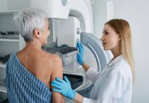 Mes del Cáncer de Mama: Importante alianza que busca proteger oncológica y financieramente a las mujeres y sus familias