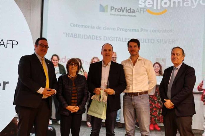 MetLife y ProVida transforman la experiencia en motor de progreso y obtienen el Premio Cultura Mayor 2025