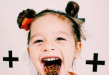 Odontopediatra aconseja moderar el consumo de dulces en Halloween y evitar los de textura pegajosa Odontopediatra aconseja moderar el consumo de dulces en Halloween y evitar los de textura pegajosa