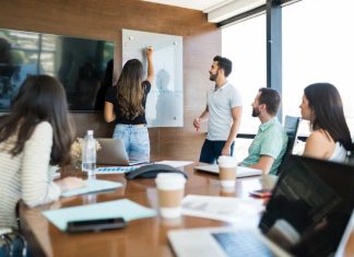 Profesionales chilenos de fonoaudiología se preparan para integrarse al sistema escolar de EE. UU.