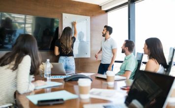 Profesionales chilenos de fonoaudiología se preparan para integrarse al sistema escolar de EE. UU. Profesionales chilenos de fonoaudiología se preparan para integrarse al sistema escolar de EE. UU.
