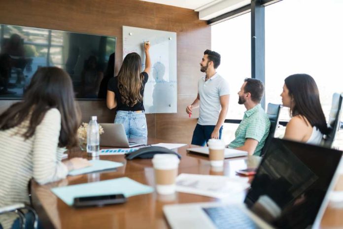Profesionales chilenos de fonoaudiología se preparan para integrarse al sistema escolar de EE. UU.