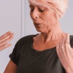 Bochornos sin bochorno: Cómo aliviar los sofocos de la menopausia en verano