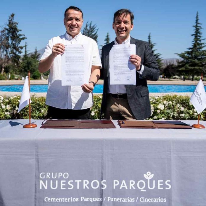 Día de Todos Los Santos: Cementerios de Grupo Nuestros Parques y Pudahuel firman alianza con beneficios para vecinos de la comuna