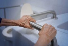 Cómo prevenir las caídas de las personas mayores durante la primavera sin limitar su autonomía Cómo prevenir las caídas de las personas mayores durante la primavera sin limitar su autonomía