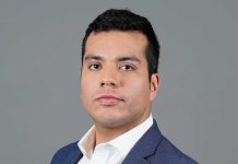 Francisco Alarcón, Albagli Zaliasnik AZ