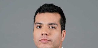 Francisco Alarcón, Albagli Zaliasnik AZ