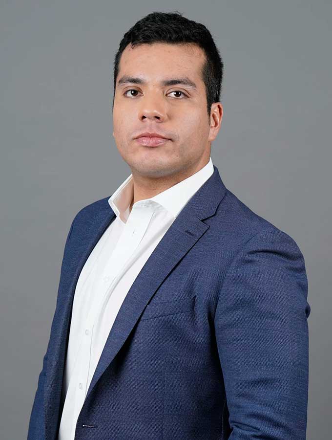 Francisco Alarcón, Albagli Zaliasnik AZ Francisco Alarcón, Albagli Zaliasnik AZ