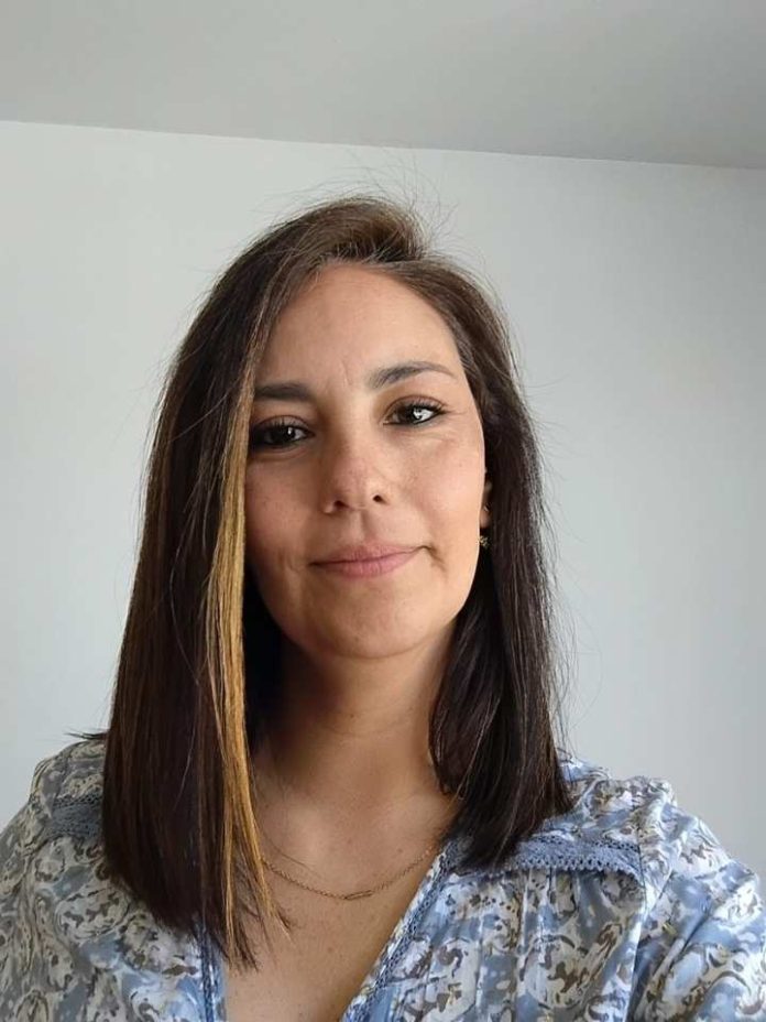 Grace Burnier Cancino. Académico Escuela de Fonoaudiología U. Andrés Bello UNAB. Grace Burnier Cancino. Académico Escuela de Fonoaudiología U. Andrés Bello UNAB.