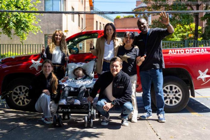 Mitsubishi Motors junto a Desafío Levantemos Chile cumple un nuevo sueño de familia chilena
