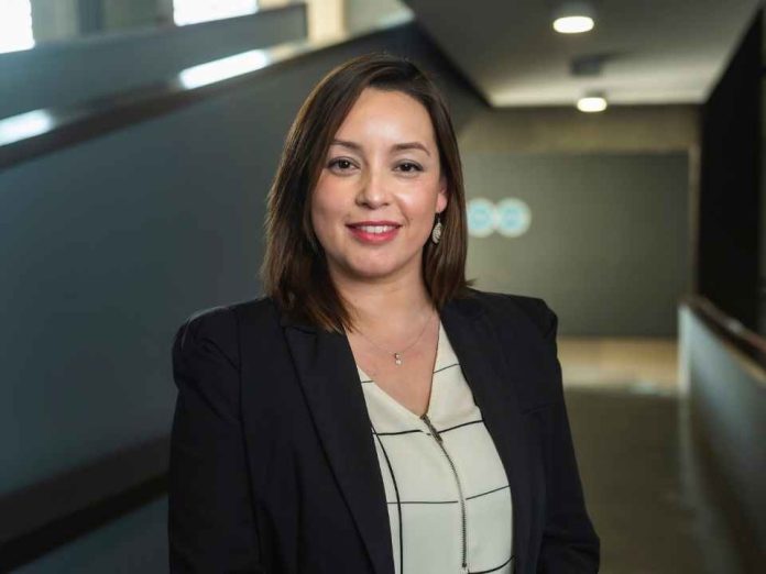 Natalia Sánchez, experta en inocuidad alimentaria y académica de la Universidad Andrés Bello UNAB