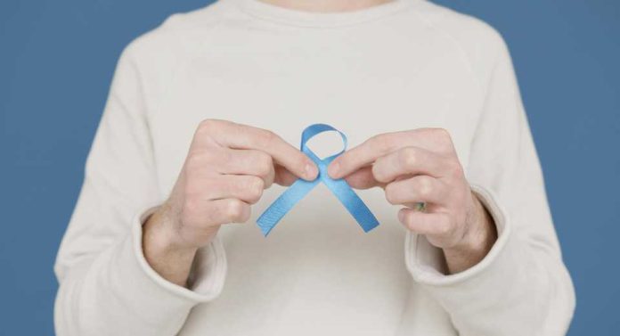 Noviembre Azul: la oportunidad de romper el silencio y prevenir el cáncer de próstata
