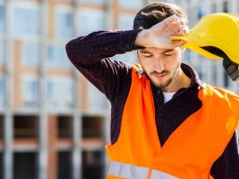 Olas de calor pueden aumentar hasta 87% la tasa de accidentes laborales: Mutual de Seguridad llama a la protección en el trabajo al aire libre Olas de calor pueden aumentar hasta 87% la tasa de accidentes laborales