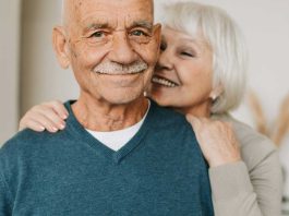 Personas mayores deben bañarse dos veces por semanas