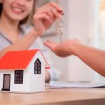 Postergación en la compra de vivienda cae un 19,4% en seis meses Postergación en la compra de vivienda