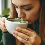 Té Matcha: Nutricionista devela los mitos, verdades y recomendaciones para su consumo saludable