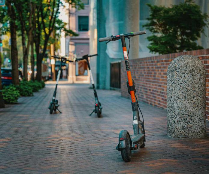 Un 40% de los chilenos reconoce que utilizaría una bicicleta o un scooter tras beber Un 40% de los chilenos reconoce que utilizaría una bicicleta o un scooter tras beber