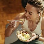 experto entrega consejos para tener una buena alimentación e hidratación durante los meses de verano