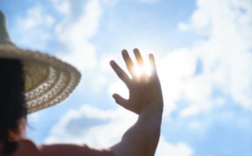 Consejos para vestir en días de calor y cuidar tu salud