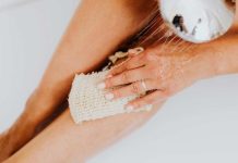 El boom de la niacinamida se adelanta en la rutina: cómo empezar a unificar el tono desde la ducha