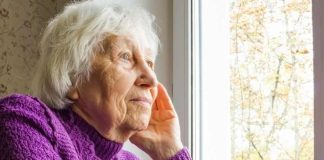 La otra cara del envejecimiento: señales biológicas y sociales que explican la depresión en personas mayores