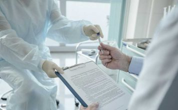 Médicos extranjeros superan a chilenos como grandes emisores de licencias médicas Médicos extranjeros superan a chilenos como grandes emisores de licencias médicas