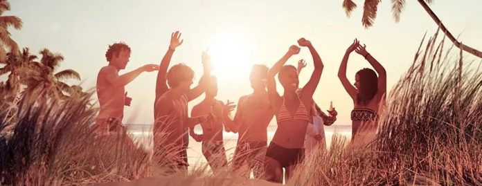 Más de un millón de personas contraen una ITS cada día y el verano aumenta los riesgos