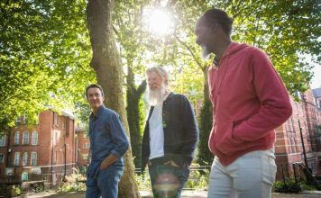 ¿Intenta moverse más? Experta explica los beneficios de contar pasos