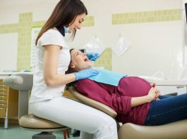 ¿Por qué se debe poner especial cuidado a los dientes durante el embarazo?