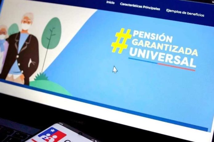 Adultos mayores denuncian que por error se les quitó la PGU: IPS ya está investigando los casos