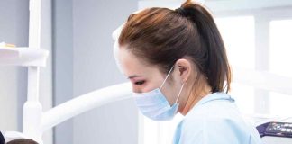 Chilena trabaja como dentista en Barcelona gracias a doble titulación