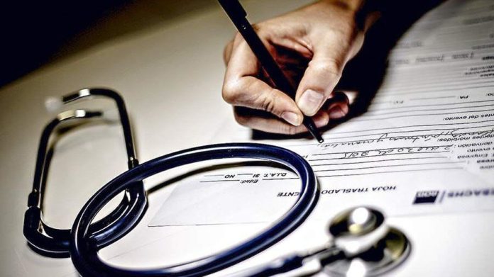 Casos de licencias médicas falsas de 2024 siguen expuestos a sanciones en 2026