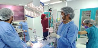 MAT URO Científicos chilenos crean innovador implante que simplifica cirugías urológicas complejas