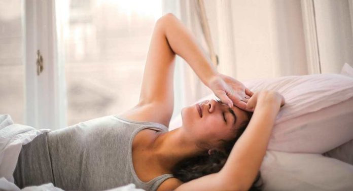 ¿Insomnio en vacaciones cómo mantener buenos hábitos durante el verano