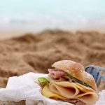 ¿Qué llevar a la playa o piscina como snacks saludables Nutricionista da las claves