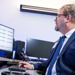 Científico de Mayo Clinic usa IA, implantes y dispositivos portátiles para decodificar ritmos cerebrales y pronosticar convulsiones Científico de Mayo Clinic usa IA, implantes y dispositivos portátiles para decodificar ritmos cerebrales y pronosticar convulsiones