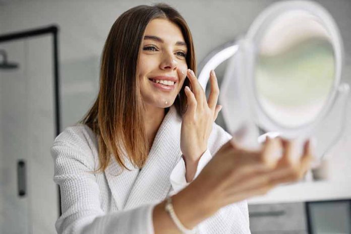 El cuidado de la piel sensible: la importancia de una rutina efectiva y gentil. El cuidado de la piel sensible: la importancia de una rutina efectiva y gentil.