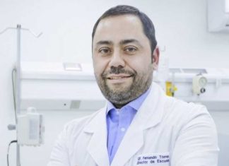 Fernando Torres Moscoso, Director de Escuela Química y Farmacia U. Andrés Bello UNAB