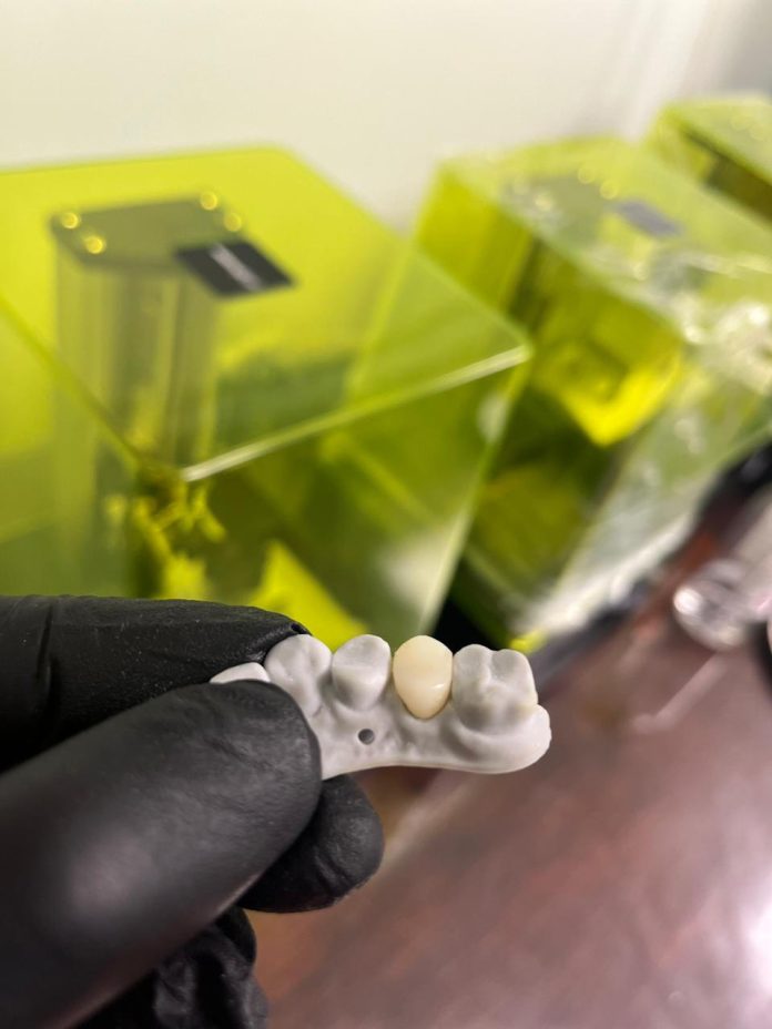 Innovación y acceso: Clínica Dental DentalMed fortalece su atención gracias al Programa Crece de Sercotec