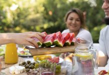 Vacaciones y alimentación: cómo relajarse sin perder la rutina 