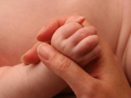 ¿Qué es la PKU y por qué detectarla a tiempo puede cambiar la vida de un recién nacido? 
