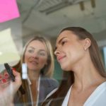 7 de cada 10 emprendedoras identifican sobrecarga de cuidados como principal barrera 7 de cada 10 emprendedoras identifican sobrecarga de cuidados como principal barrera