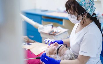 Desarrollan técnica odontológica para mejorar la salud de personas mayores Desarrollan técnica odontológica para mejorar la salud de personas mayores