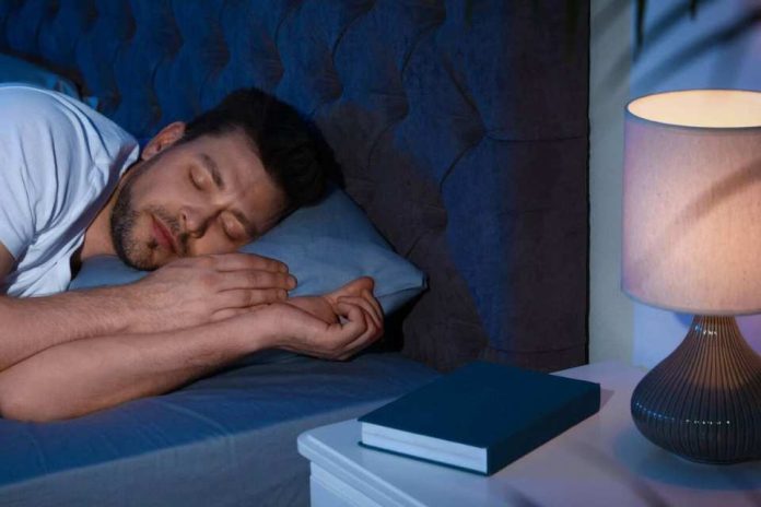 El cerebro puede reforzar las crisis epilépticas durante el sueño, sugiere un estudio de Mayo Clinic