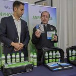 Laboratorio Kasem concreta segunda donación de kits especializados para Bomberos de Chile